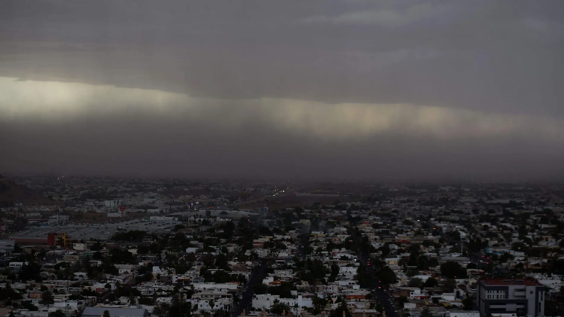 lluvia-hermosillo-nubes 4